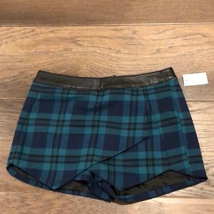Aeropostale plaid skort